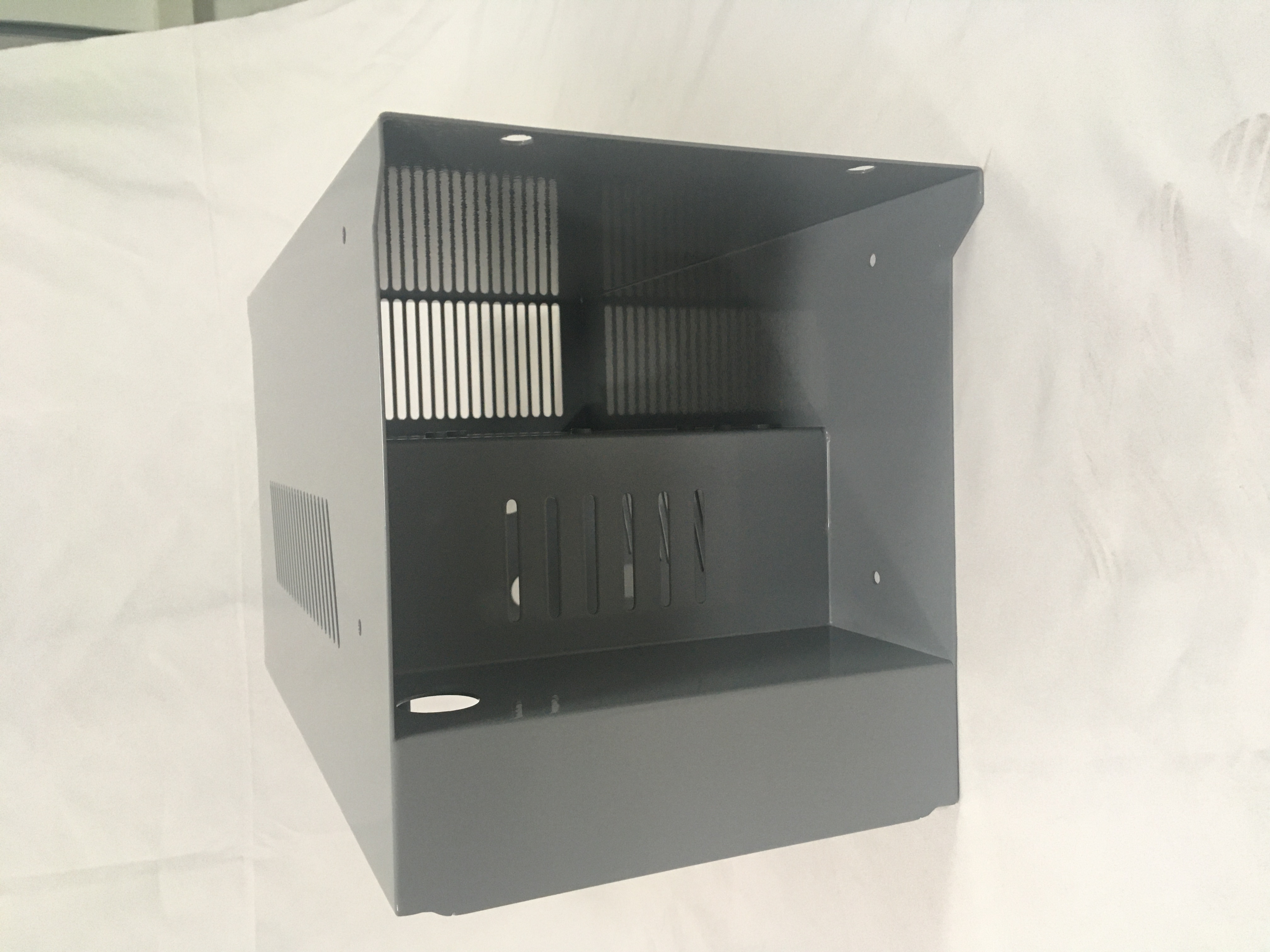 How to Optimize DFM for Cost-Effective Metal Components